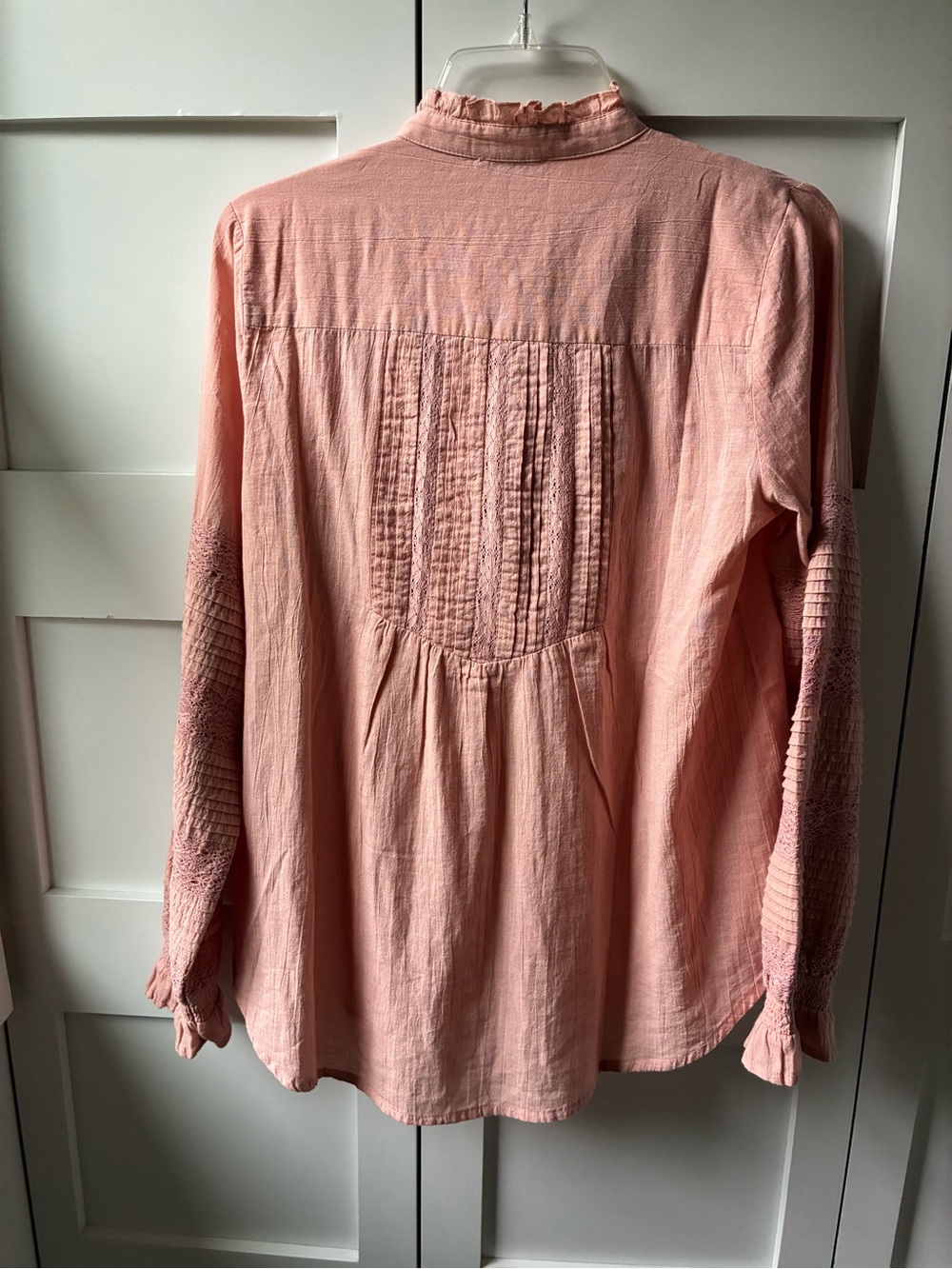 Sundance Pink Pintuck Button-Front Blouse NWOT - Picture 2 of 4